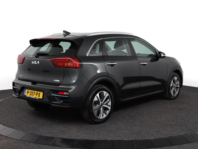 KIA e-Niro DynamicLine 64 kWh 3 Fase - Apple CarPlay/Android Auto - Achteruitrijcamera - Adaptieve Cruise Control - Navigatie - Climate Control Fabrieksgarantie tot 05-2029