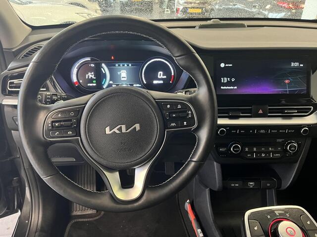 KIA e-Niro DynamicPlusLine 64 kWh Adaptieve CruiseControl, Schuifdak, Stoel en Stuurverwarming, Klimaat Controle