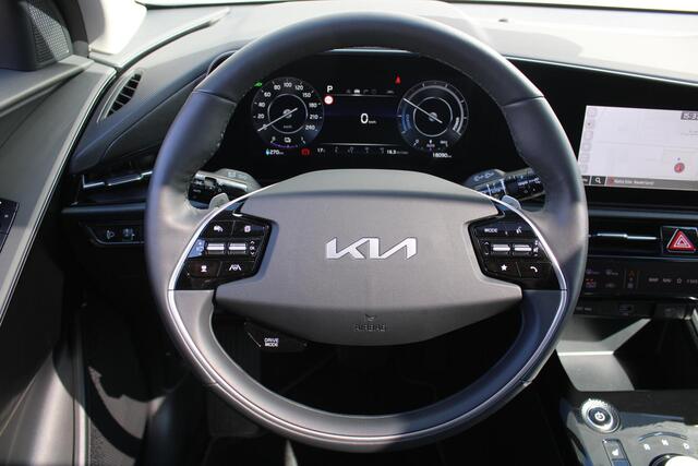 KIA e-Niro EV DynamicPlusLine 64.8 kWh | Airco | Navi | Camera | Cruise | 17" LM | PDC |