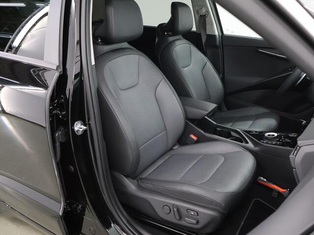 KIA e-Niro EV ExecutiveLine 64.8 kWh | Panoramadak | Harman/kardon audio | Stoelventilatie | Remote smart Parking | Elektrisch verstelb. bestuurdersstoel met geheugen
