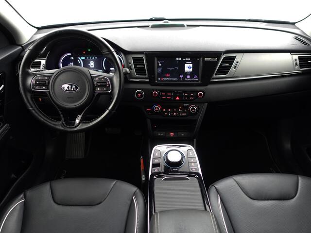 KIA e-Niro ExecutiveLine 64 kWh Aut- Stoelventilatie, JBL Audio, Memory, Stuur/Stoelverwarming, Ada Cruise, Carplay