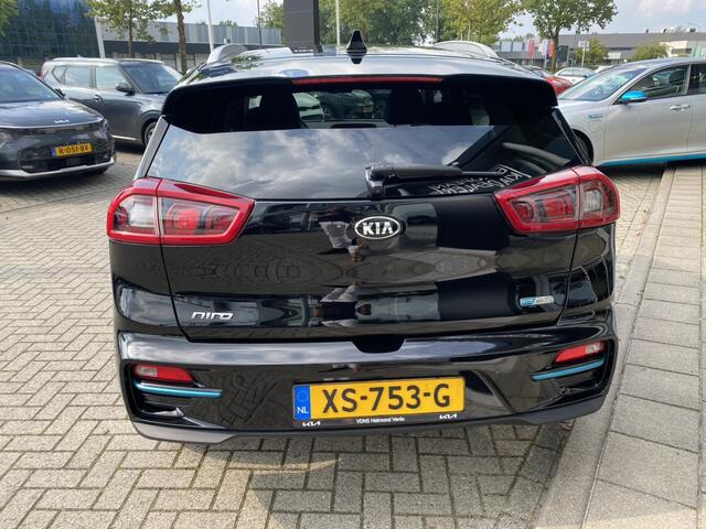 KIA e-Niro ExecutiveLine 64kWh | Leder | Stoel verwarming/ventilatie | Navigatie |