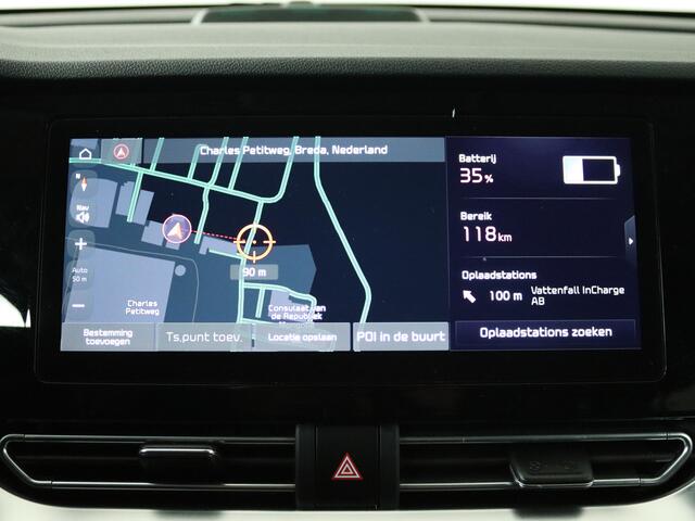 KIA e-Niro ExecutiveLine 64 kWh | Parkeersensoren | Navigatie | Stoel en stuurwiel verwarmd | LM velgen | Climate Control | Nederlandse Auto | NAP |