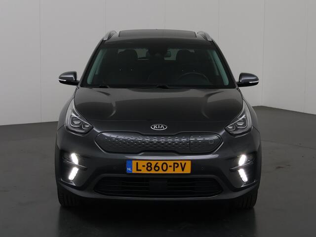 KIA e-Niro DynamicPlusLine 64 kWh | Panoramadak | Stoel/Stuurwielverwarming | Adaptieve Cruise Control | Keyless Go | LED Koplampen |