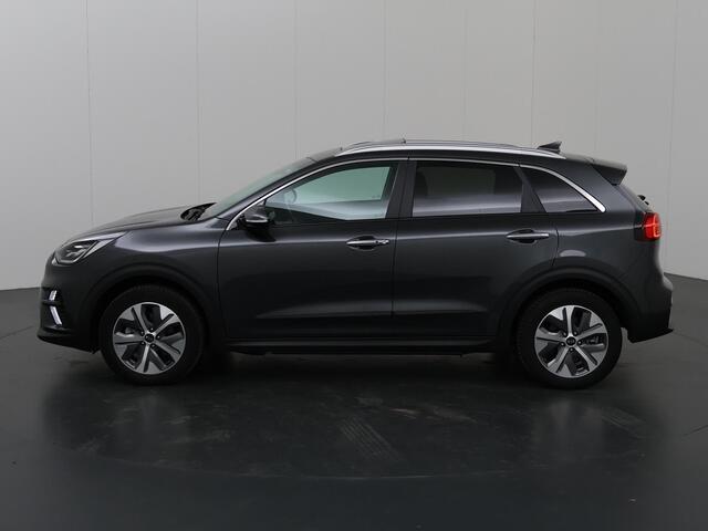 KIA e-Niro DynamicPlusLine 64 kWh | Panoramadak | Stoel/Stuurwielverwarming | Adaptieve Cruise Control | Keyless Go | LED Koplampen |