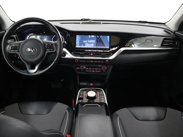KIA e-Niro DynamicPlusLine 64 kWh | Panoramadak | Stoel/Stuurwielverwarming | Adaptieve Cruise Control | Keyless Go | LED Koplampen |