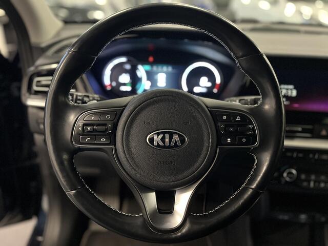 KIA e-Niro ExecutiveLine 64 kWh Met Trekhaak, Adaptieve Cruise Control, Elektrisch Verstelbare Bestuurdersstoel, Stoelverwarming en Verkoeling