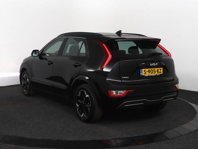 KIA e-Niro EV DynamicLine 64.8 kWh - Stoel-/stuurverwarming - Navigatie - Cruise Control - Climate Control - Keyless Fabrieksgarantie tot 02-2030