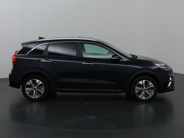 KIA e-Niro DynamicPlusLine 64 kWh | Panoramadak | Stoel/Stuurwielverwarming | Adaptieve Cruise Control | Keyless Go | LED Koplampen