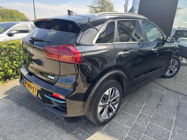 KIA e-Niro ExecutiveLine 64 kWh | Afeembare Trekhaak | Eerste Eigenaar | Dealeronderhouden | Schuif/Kanteldak | Enz...