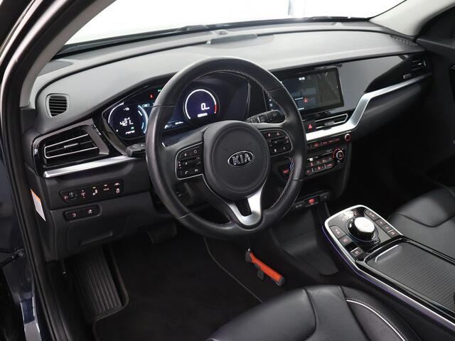 KIA e-Niro ExecutiveLine 64 kWh | Lederen Bekleding | JBL Audio | Dodehoekdetectie | Stoel/Stuurwielverwarming | Stoelventilatie | Elektrisch bedienbare bestuurdersstoel met geheugenfunctie