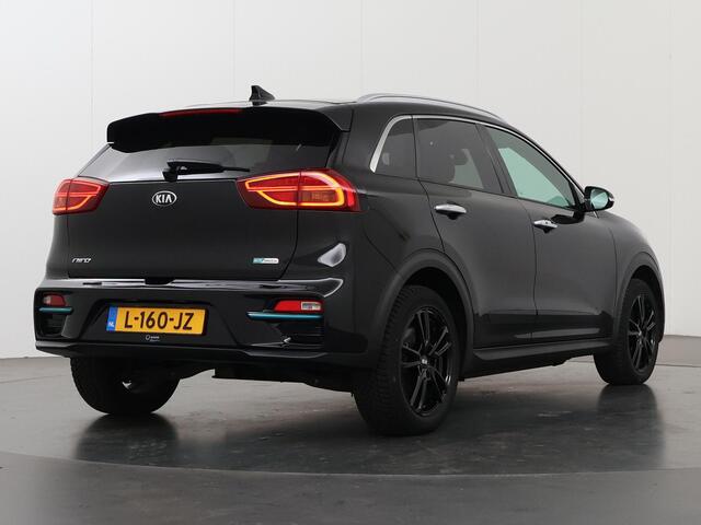 KIA e-Niro ExecutiveLine 64 kWh | Panoramadak | Lederen Bekleding | JBL Audio | Dodehoekdetectie | Stoel/Stuurwielverwarming | Stoelventilatie | elektrisch bedienbare bestuurdersstoel met geheugenfunctie |