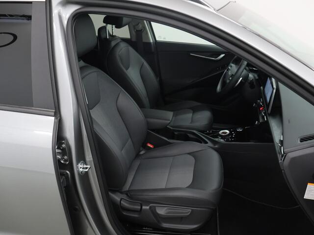 KIA e-Niro EV Edition 64.8 kWh | Trekhaak | Stoel/Stuurwielverwarming | Adaptieve Cruise Control | Keyless Go | Navigatie | Climate Control |