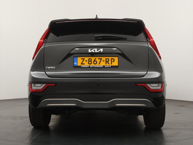 KIA e-Niro EV Edition Advanced 64.8 kWh - Stoel-/stuurverwarming - Navigatie - Cruise Control - Climate Control - Keyless Entry - Fabrieksgarantie tot 06-2031
