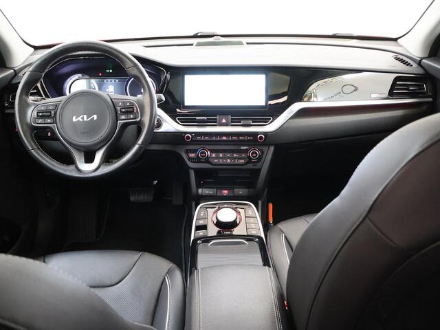 KIA e-Niro ExecutiveLine 64 kWh | Lederen Bekleding | JBL Audio | Dodehoekdetectie | Stoel/Stuurwielverwarming | Stoelventilatie | Elektrisch bedienbare bestuurdersstoel met geheugenfunctie