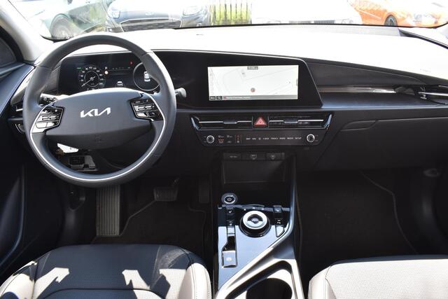KIA e-Niro EV DynamicPlusLine 64.8 kWh Lease vanaf ¤639,01 p/m! | Schuif/kantel dak | Head-up display | Camera | Stoel verwarming