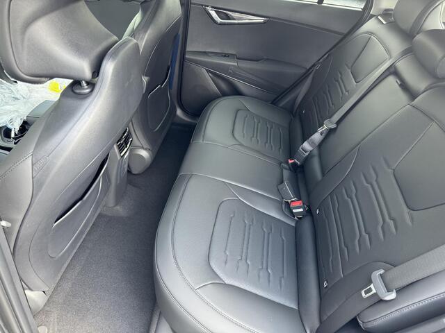 KIA e-Niro EV DynamicPlusLine 64.8 kWh Lease vanaf ¤639,01 p/m! | Schuif/kantel dak | Head-up display | Camera | Stoel verwarming