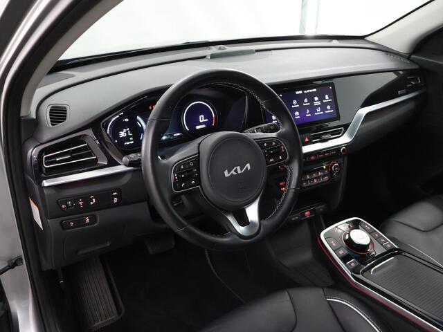 KIA e-Niro ExecutiveLine 64 kWh | JBL | Dodehoekdetectie | Stoel/Stuurwielverwarming | Elektrisch verstelb. bestuurdersstoel met geheugen | Stoelventilatie