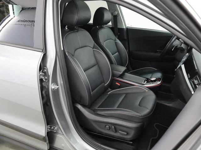 KIA e-Niro ExecutiveLine 64 kWh | JBL | Dodehoekdetectie | Stoel/Stuurwielverwarming | Elektrisch verstelb. bestuurdersstoel met geheugen | Stoelventilatie