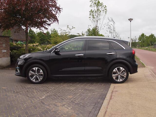 KIA e-Niro ExecutiveLine 64 kWh | Facelift Model | Camera | Apple Carplay | JBL | Cruise Control | Dealeronderhouden |