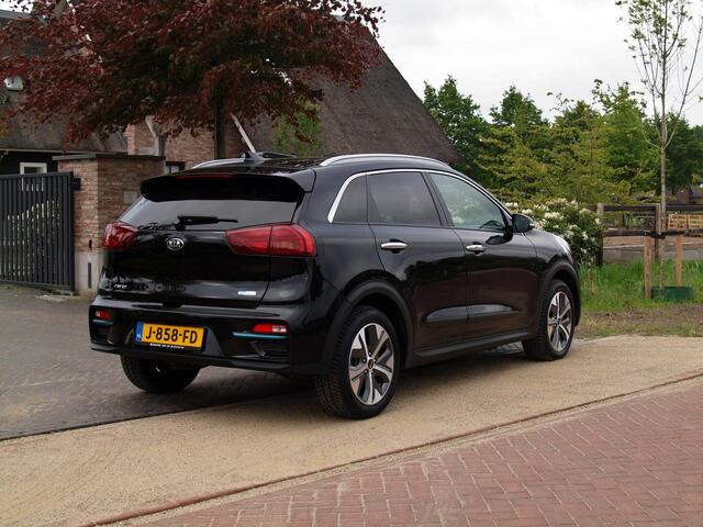 KIA e-Niro ExecutiveLine 64 kWh | Facelift Model | Camera | Apple Carplay | JBL | Cruise Control | Dealeronderhouden |
