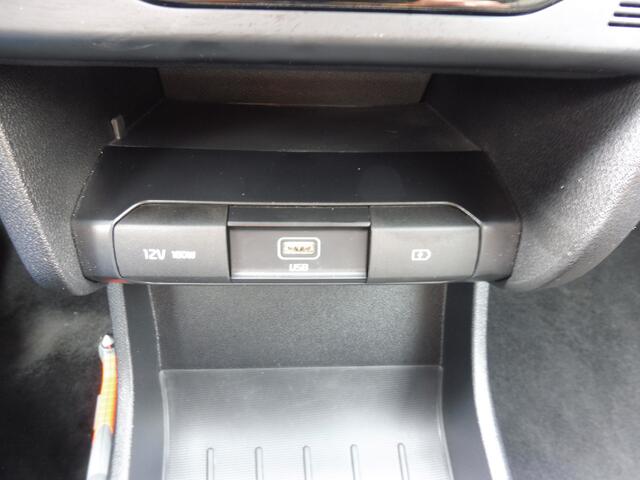 KIA e-Niro Dynamic Line 64 kWh 3 FASE Warmtepomp | Camera | Stof/leer | Apple carplay | 1e eig | NL auto