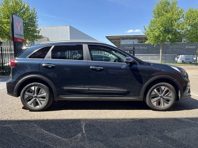 KIA e-Niro ExecutiveLine 64 kWh 15000km!!! // FULL LED // ADAPT. CRUISE // HALF LEDER // NAVI+CARPLAY //