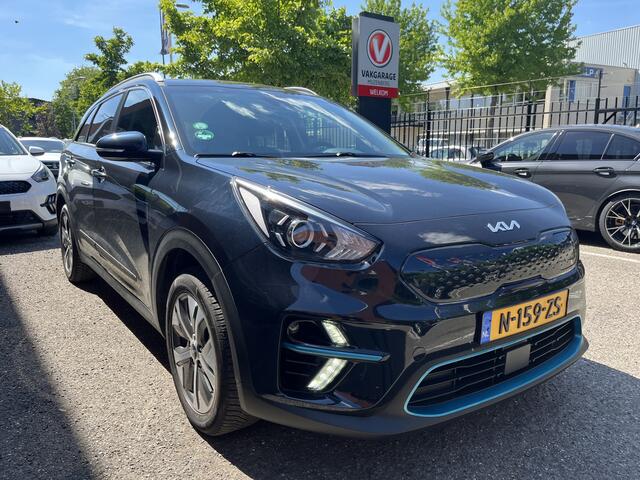 KIA e-Niro ExecutiveLine 64 kWh 15000km!!! // FULL LED // ADAPT. CRUISE // HALF LEDER // NAVI+CARPLAY //
