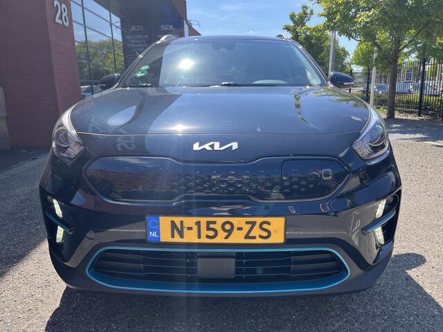 KIA e-Niro ExecutiveLine 64 kWh 15000km!!! // FULL LED // ADAPT. CRUISE // HALF LEDER // NAVI+CARPLAY //