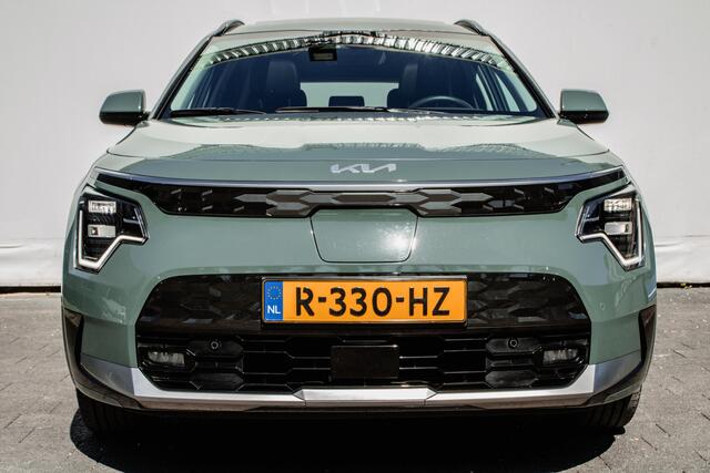 KIA e-Niro EV DynamicPlusLine 64.8 kWh Schuifdak/ Leer/ Stuur+stoelverwarming/ Camera/ Adapt. cruise/ Harman-Kardon/ Full led