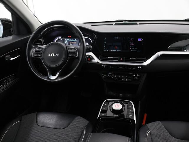 KIA e-Niro DynamicPlusLine 64 kWh | SOH 99% | Panoramadak | Stoel/Stuurwielverwarming | Adaptieve Cruise Control | Keyless Go | LED Koplampen |