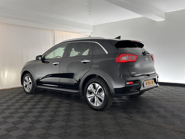 KIA e-Niro ExecutiveLine 64 kWh (INCL-BTW) Aut. *FULL-LEATHER | JBL-AUDIO | FULL-LED | NAVI-FULLMAP | DAB | ADAPT.CRUISE | CAMERA | MEMORY-PACK | LANE-ASSIST | KEYLESS | DIGI-COCKPIT | 17"ALU*