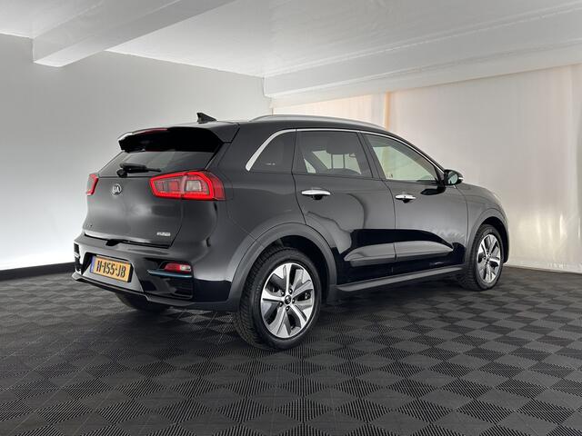 KIA e-Niro ExecutiveLine 64 kWh (INCL-BTW) Aut. *FULL-LEATHER | JBL-AUDIO | FULL-LED | NAVI-FULLMAP | DAB | ADAPT.CRUISE | CAMERA | MEMORY-PACK | LANE-ASSIST | KEYLESS | DIGI-COCKPIT | 17"ALU*