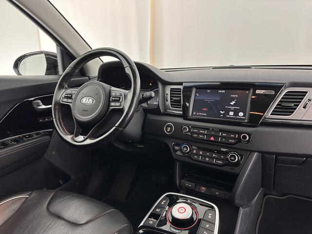 KIA e-Niro ExecutiveLine 64 kWh (INCL-BTW) Aut. *FULL-LEATHER | JBL-AUDIO | FULL-LED | NAVI-FULLMAP | DAB | ADAPT.CRUISE | CAMERA | MEMORY-PACK | LANE-ASSIST | KEYLESS | DIGI-COCKPIT | 17"ALU*