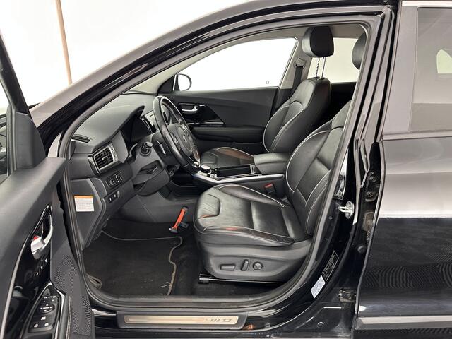 KIA e-Niro ExecutiveLine 64 kWh (INCL-BTW) Aut. *FULL-LEATHER | JBL-AUDIO | FULL-LED | NAVI-FULLMAP | DAB | ADAPT.CRUISE | CAMERA | MEMORY-PACK | LANE-ASSIST | KEYLESS | DIGI-COCKPIT | 17"ALU*
