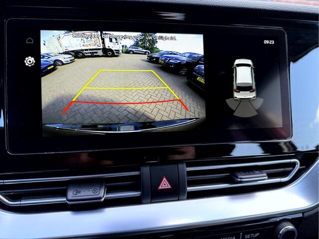 KIA e-Niro DynamicLine 64 kWh 3-Fase, Navi, Camera, Carplay, DAB