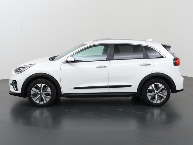 KIA e-Niro DynamicPlusLine 64 kWh | Panoramadak | Stoel/Stuurwielverwarming | Adaptieve Cruise Control | Keyless Go | LED Koplampen |