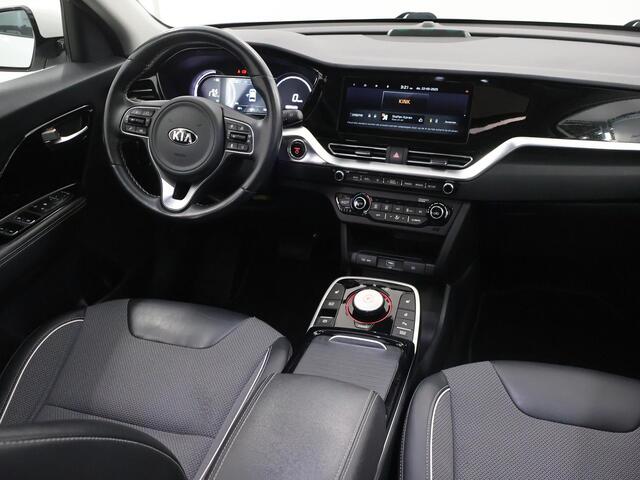 KIA e-Niro DynamicPlusLine 64 kWh | Panoramadak | Stoel/Stuurwielverwarming | Adaptieve Cruise Control | Keyless Go | LED Koplampen |