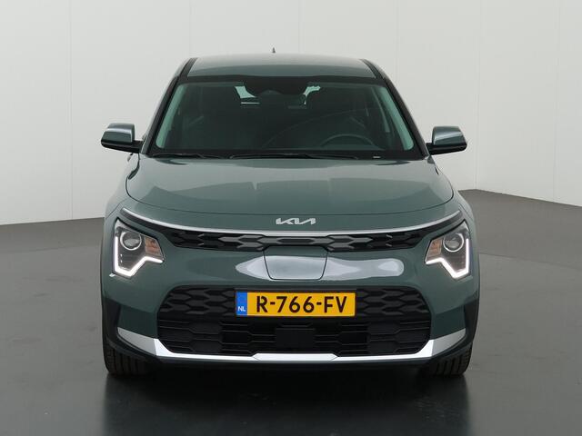 KIA e-Niro EV ComfortLine 64.8 kWh | Navigatie | Parkeercamera | Climate Control | Keyless Go |