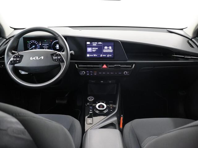 KIA e-Niro EV ComfortLine 64.8 kWh | Navigatie | Parkeercamera | Climate Control | Keyless Go |