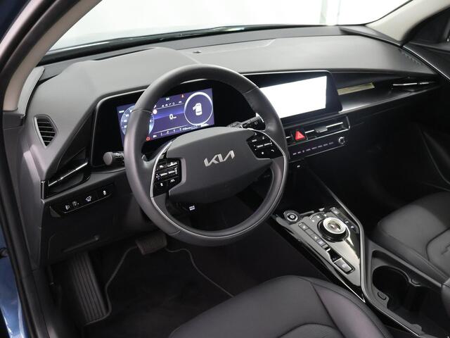 KIA e-Niro EV DynamicPlusLine 64.8 kWh | Panoramadak | Stoel/Stuurwielverwarming | Head-Up Display | Dodehoek detectie |