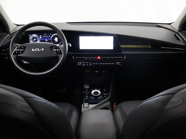 KIA e-Niro EV DynamicPlusLine 64.8 kWh | Panoramadak | Stoel/Stuurwielverwarming | Head-Up Display | Dodehoek detectie |