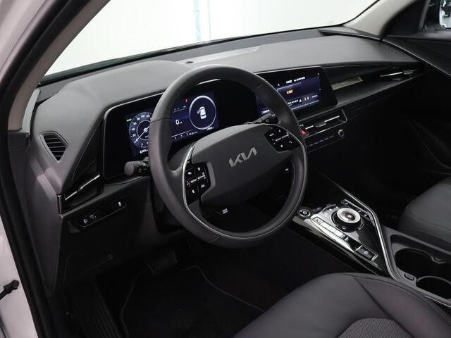 KIA e-Niro EV Edition 64.8 kWh | Stoel/Stuurwielverwarming | Adaptieve Cruise Control | Keyless Go | Navigatie | Climate Control |
