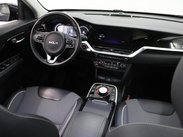 KIA e-Niro DynamicPlusLine 64 kWh | Panoramadak | Stoel/Stuurwielverwarming | Adaptieve Cruise Control | Keyless Go | LED Koplampen |