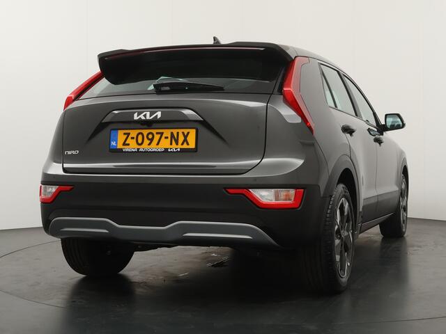 KIA e-Niro EV Light Edition 64.8 kWh - Navigatie - Keyless - Adaptive Cruise Control - Achteruitrijcamera - Fabrieksgarantie tot 05-2032
