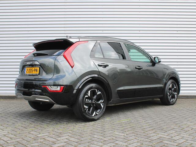 KIA e-Niro EV Edition Advanced 64.8 kWh | Stuur-/stoelverwarming | Elektr. stoelverstelling | Camera | Cruise adapt. | 17"LM | Clima | All season |