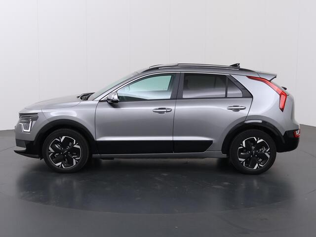 KIA e-Niro EV DynamicPlusLine 64.8 kWh | Panoramadak | Stoel/Stuurwielverwarming | Head-Up Display | Elektrische achterklep | Dodehoek detectie |