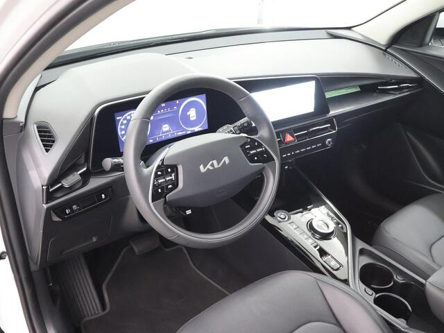 KIA e-Niro EV Edition Advanced 64.8 kWh | Navigatie | Parkeercamera | Lederen Bekleding | Stoel/Stuurwielverwarming | Elektrisch Verstelbare Bestuurdersstoel |