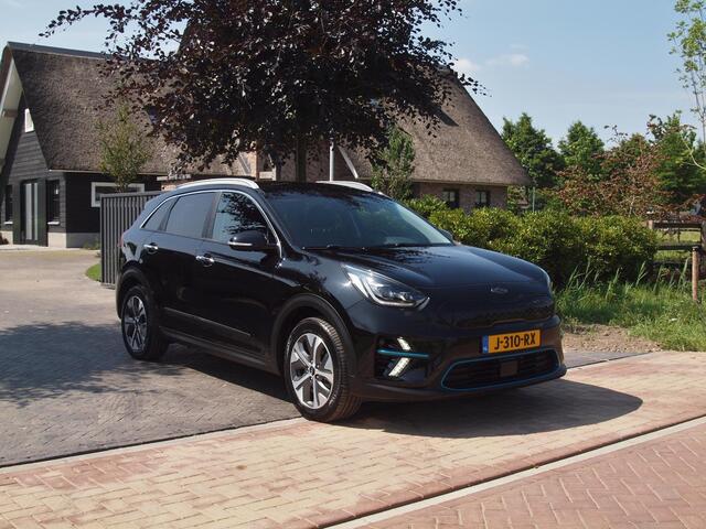 KIA e-Niro ExecutiveLine 64 kWh | Facelift | Camera | Apple Carplay | Cruise Control | JBL | Leer |