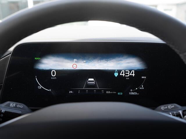 KIA e-Niro EV DynamicLine 64.8 kWh | Navigatie | SOH 100% | Digitaal dashboard |